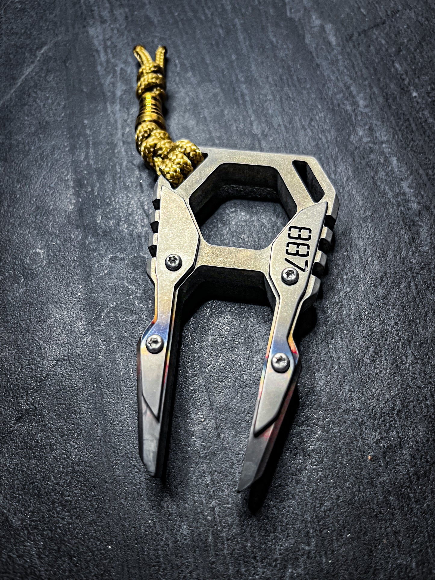 Armored 887